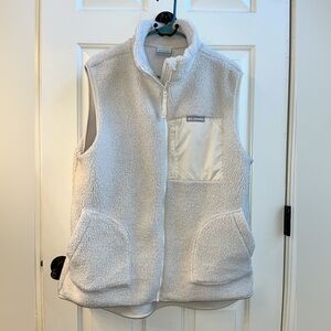 Columbia Cream Fleece Vest